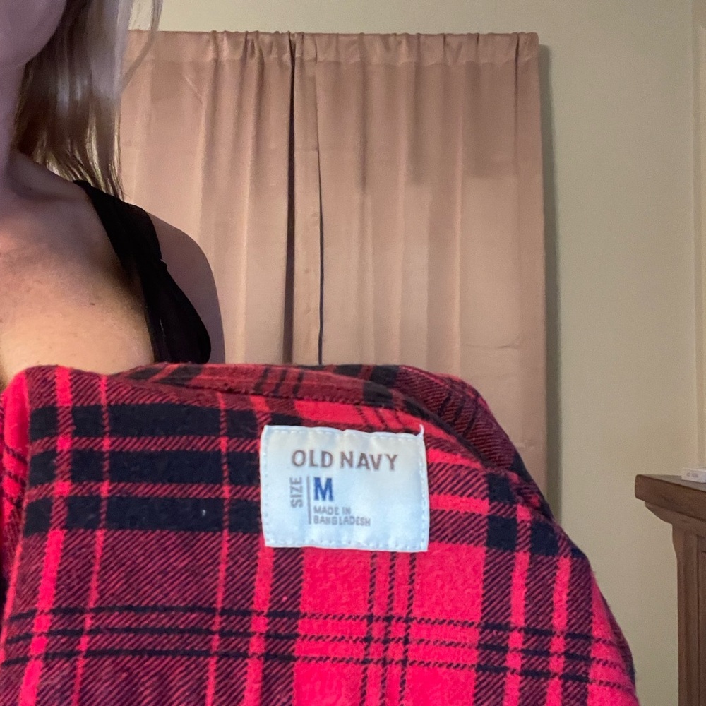 Old Navy Red and Black Checkered Shirt - Picture 3 of 3